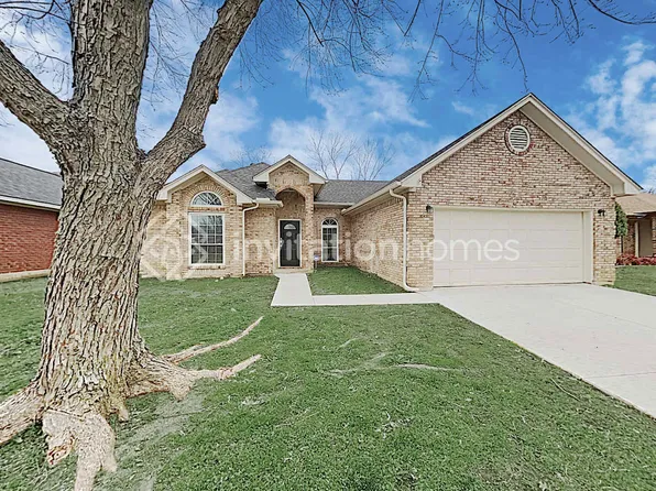 6808 Running Creek Dr, Arlington, TX 76001