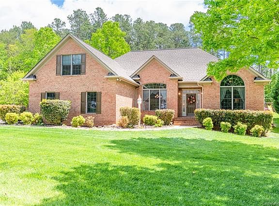 2nd image of 2592 Camelia Pointe Dr