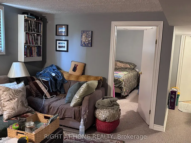 292 Farewell St #LOWER — Photo 6
