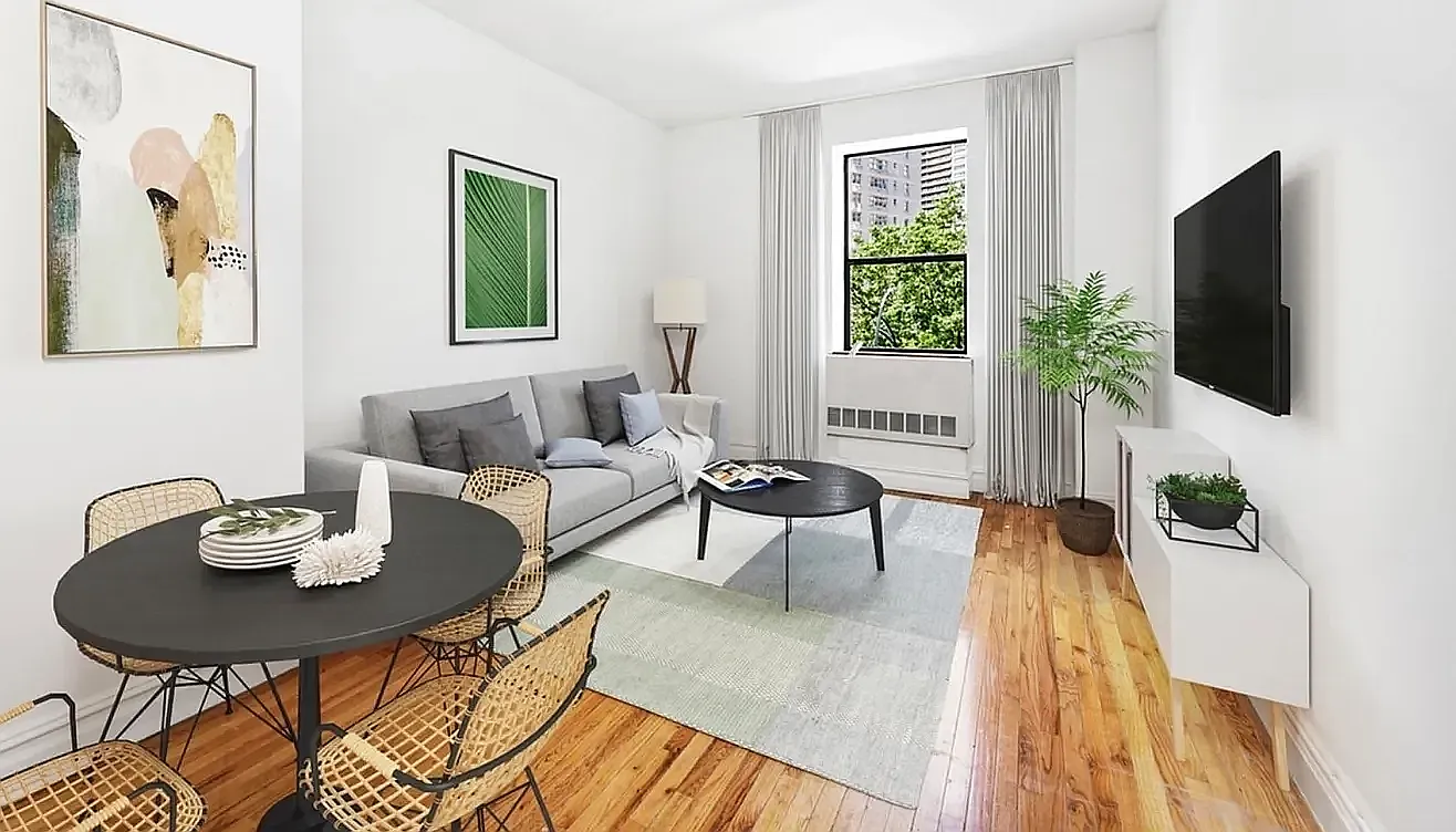 154 West 70th Street — Photo 1