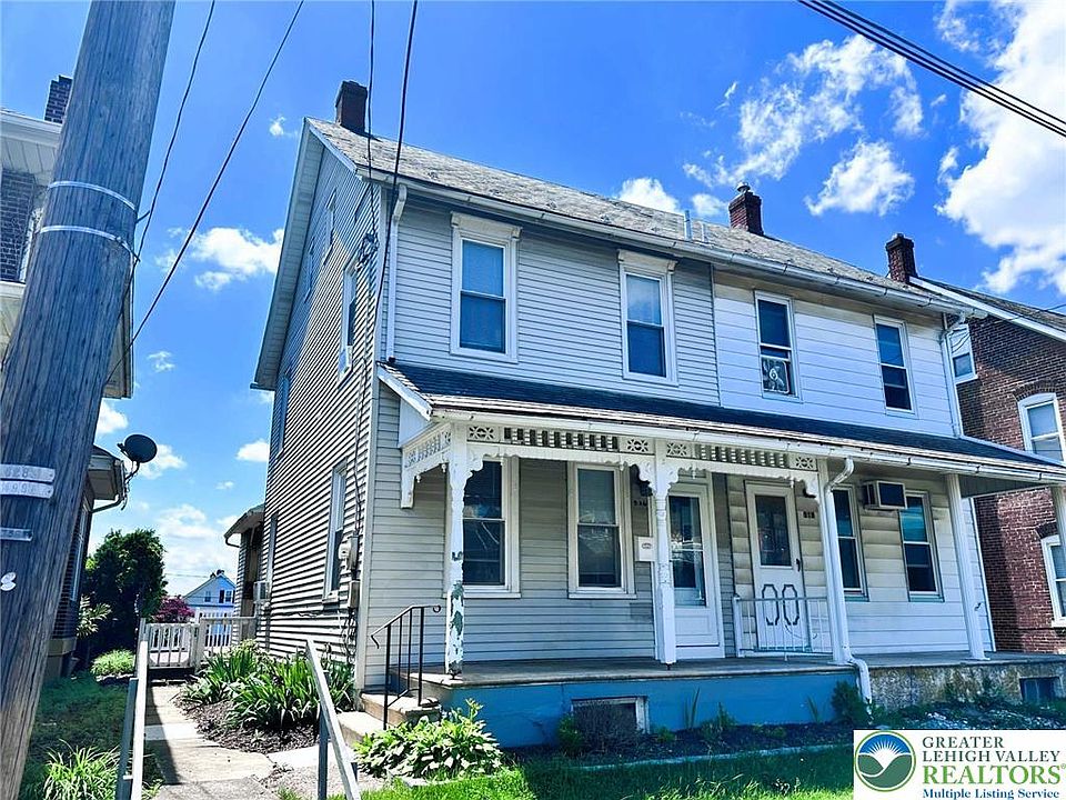 1st image of 916 Dewey Ave
