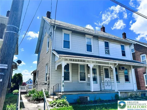 916 Dewey Ave, Northampton, PA 18067