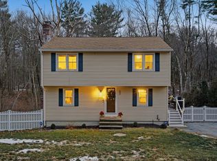 557 Fowler Rd, Northbridge, MA 01534