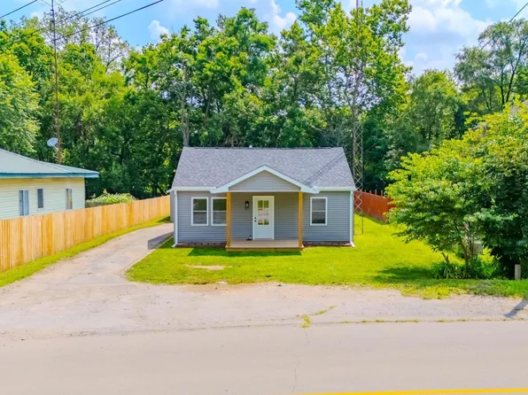 212 N Water St, Jonesboro, IN 46938