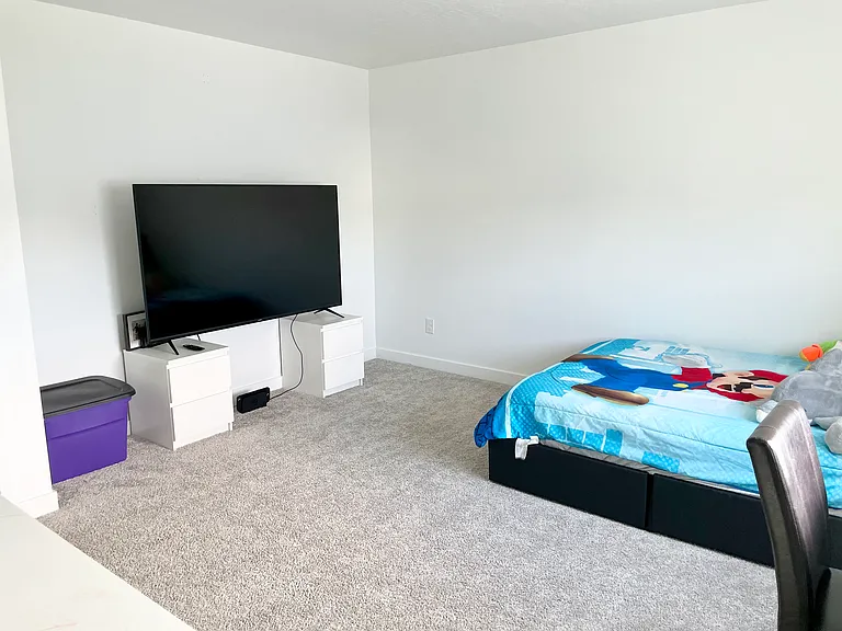 E Chukar Dr — Photo 23