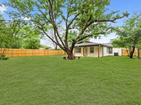333 NW Lorna St, Burleson, TX 76028