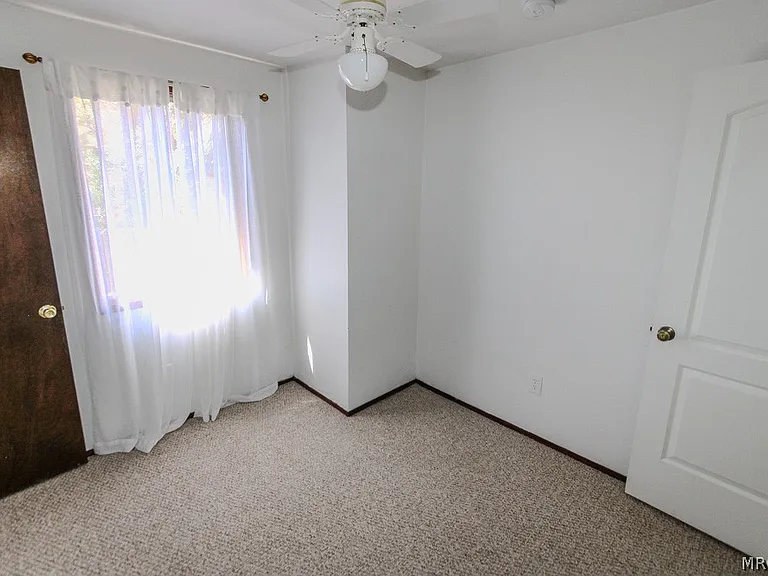 595 Vista Ave — Photo 8