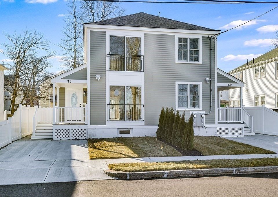 1st image of 71 Avalon Ave #71