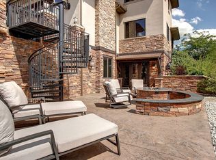 24359 E Glasgow Cir, Aurora, CO 80016