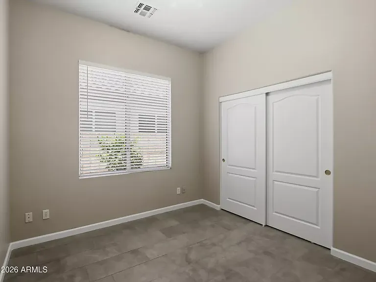 964 W Fairway Dr — Photo 17