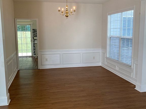 2nd image of 702 Wamock Dr