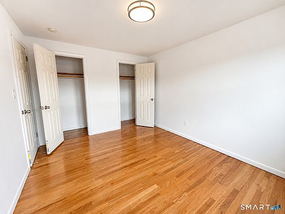 5th image of 366 Park Rd #C-3