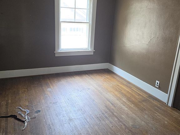 5th image of 500 Hanssler St