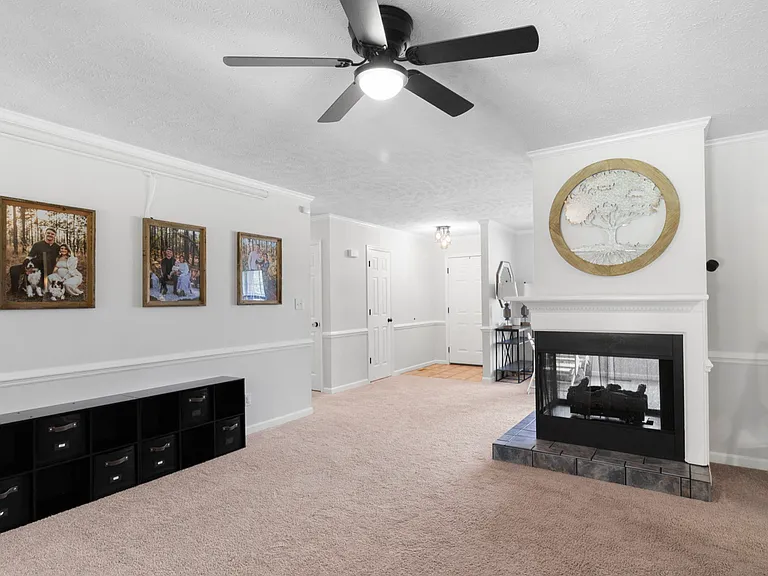 4531 Mobius Rd — Photo 6
