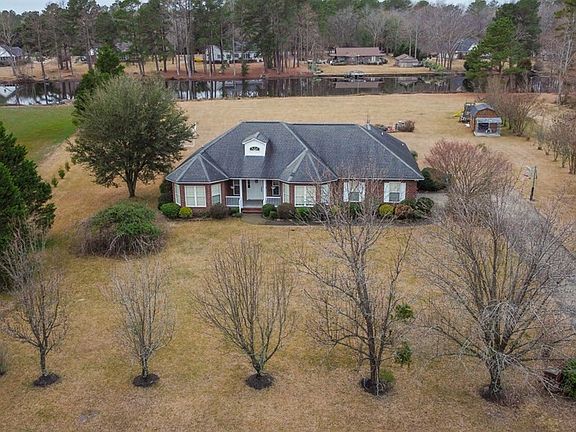 2nd image of 215 E Emerald Lake Dr