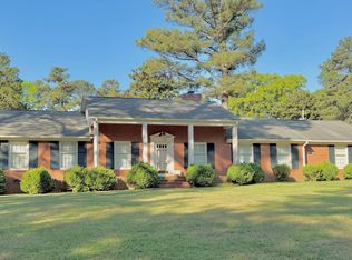 1604 Crescent Dr, Henderson, NC 27536