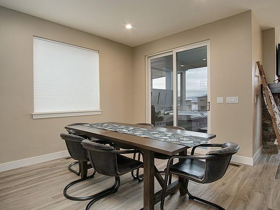 Dining & Main Level Deck