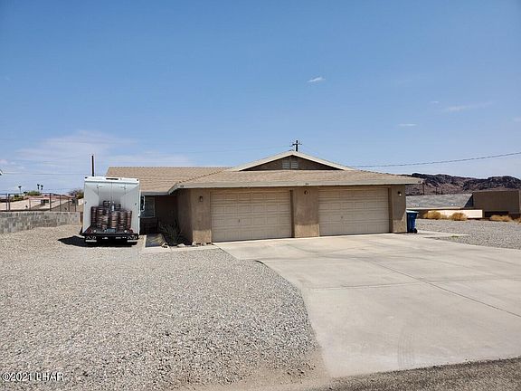3rd image of 3110 Arapaho Dr