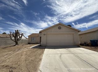 5625 Ballinger Dr, Sunrise Manor, NV 89142
