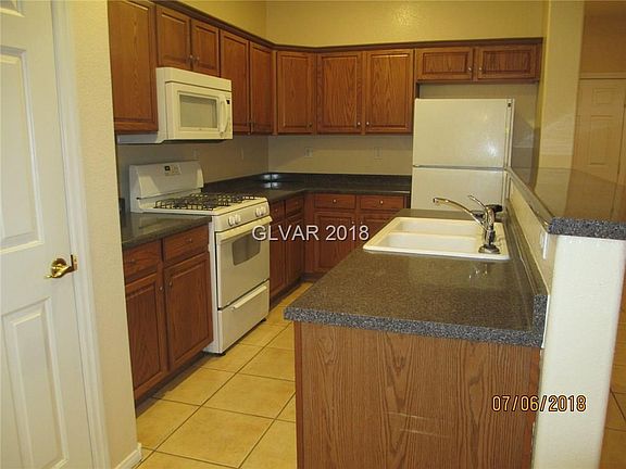 3rd image of 9052 Vintage Wine Ave #0