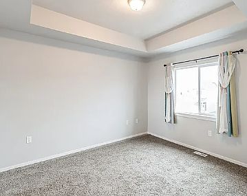 4th image of 259 NW Greenwood Pl