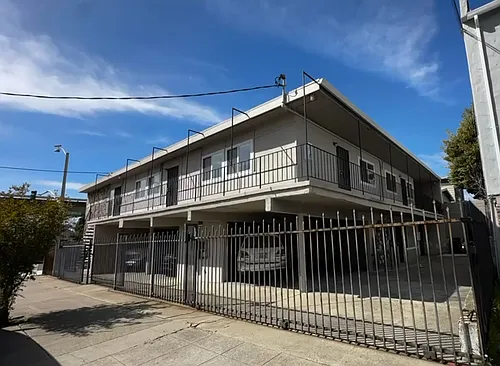 5900 Martin Luther King Jr Way Photo 1
