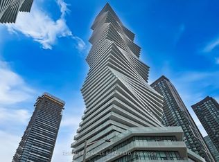 3900 Confederation Pkwy #2012, Mississauga, ON L5B 0K7