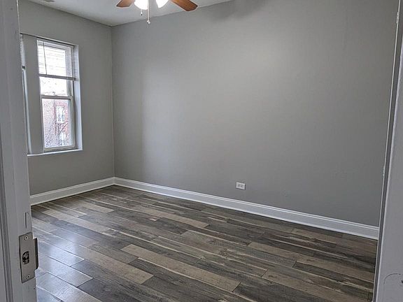 5th image of 527 N Homan Ave #3N