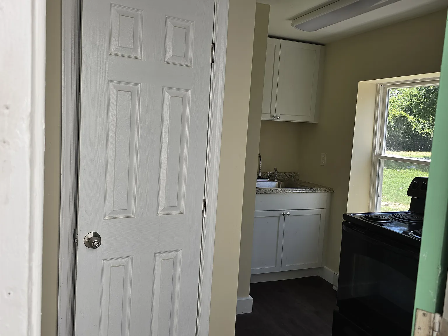 Studio, 1156 sqft, $1,150 — Photo 4