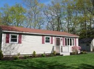 9 Tuttle Rd, Bedford, NH 03110