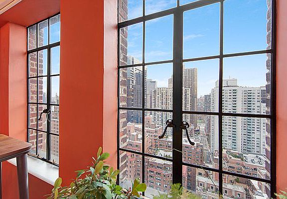 5th image of 320 E 42nd St APT 2617
