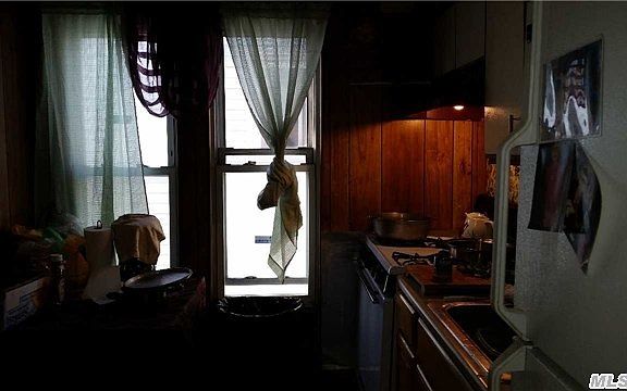 5th image of 8822 132nd St