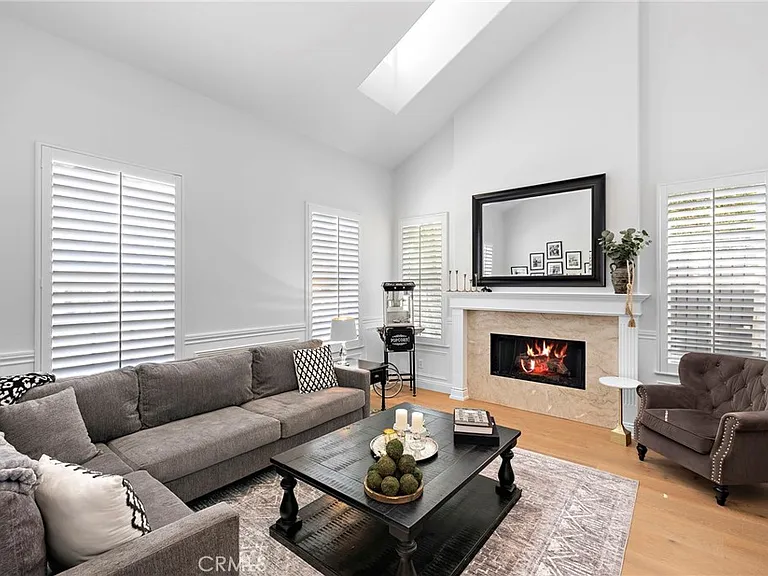 8 Victoria Ln — Photo 6