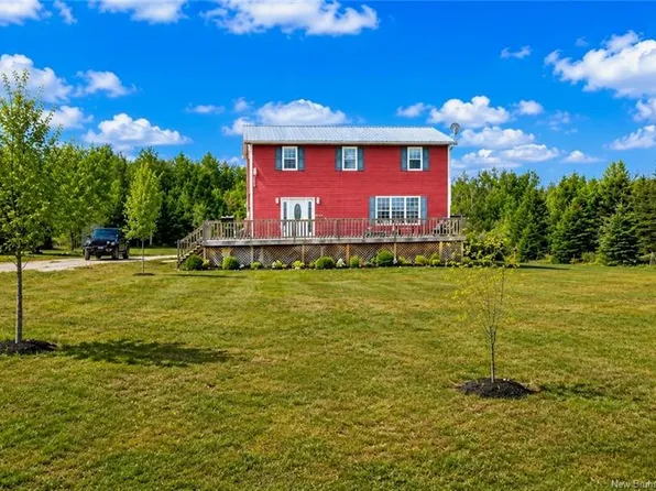25 Johnston Rd, Peel, NB E7L 4K3