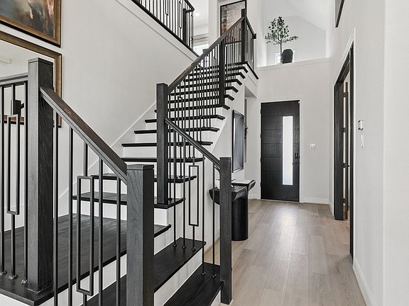 6th image of this home