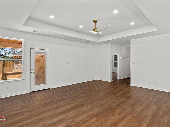 5th image of 1501 Remington Ct