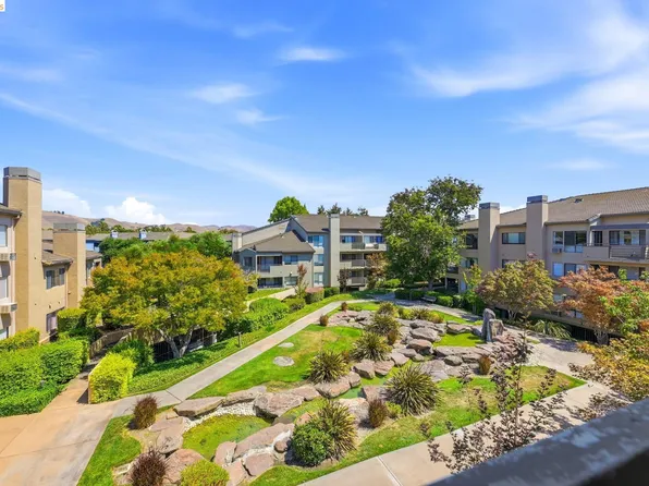 39206 Guardino Dr APT 302, Fremont, CA 94538