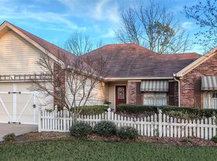 12611 Cherry Laurel Dr, Little Rock, AR 72211
