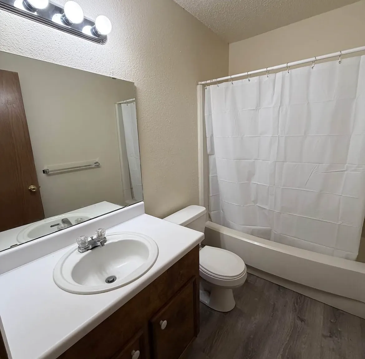 1 bed, 707 sqft, $775 — Photo 4