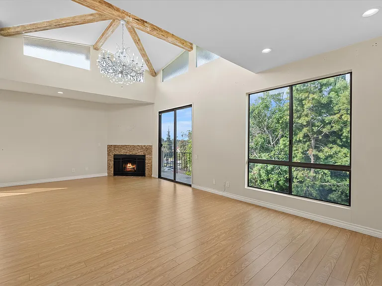 2175 S Beverly Glen Blvd #406 — Photo 5