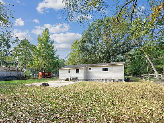3rd image of 33872 Courtney Ln