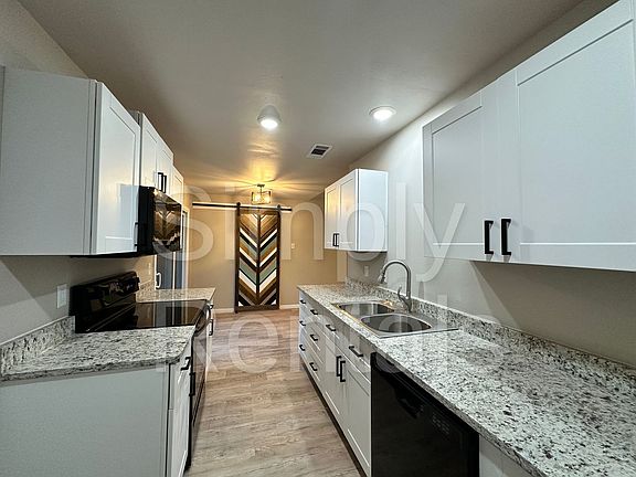 4th image of 6716 Flamingo Rd