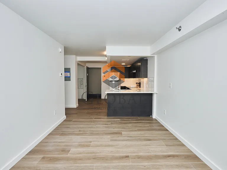 790 Allerton Ave #303 — Photo 5