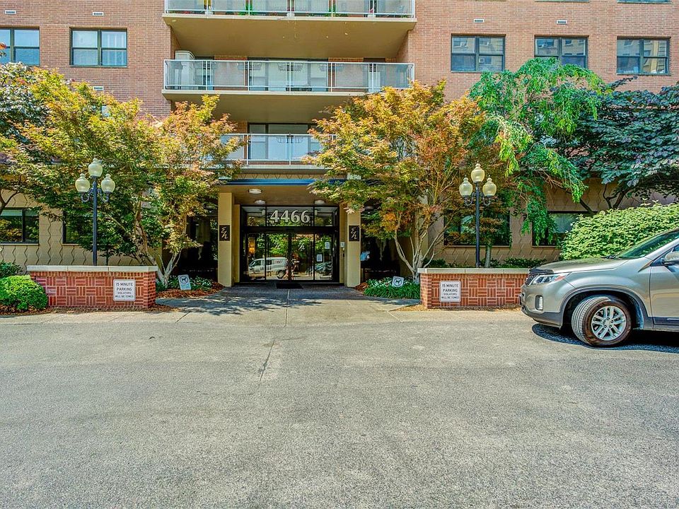 1st image of 4466 W Pine Blvd APT 4C