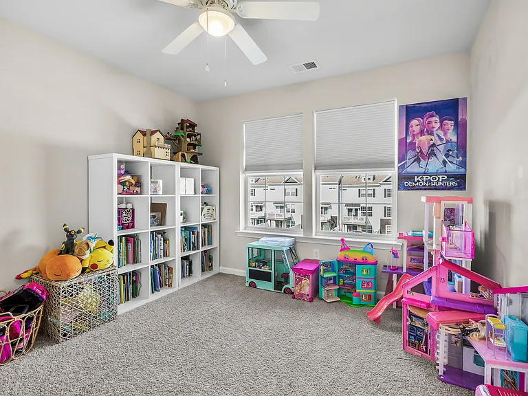 7 Autumn Park Blvd — Photo 24