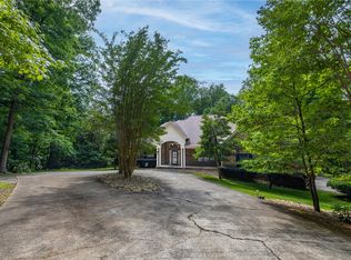 480 Pin Du Lac Dr, Central, SC 29630
