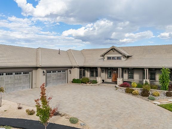 2nd image of 1690 Circle Stone Ct