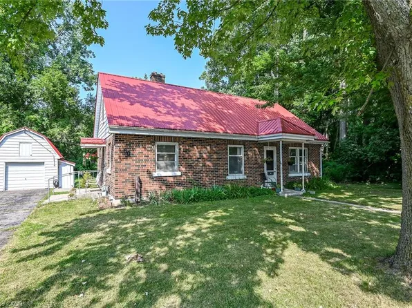 60 Locks Rd, Brantford, ON N3S 6Y9