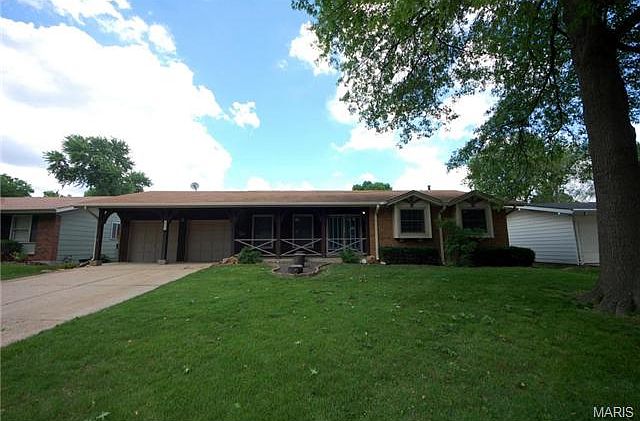 1st image of 1363 Kingsford Dr