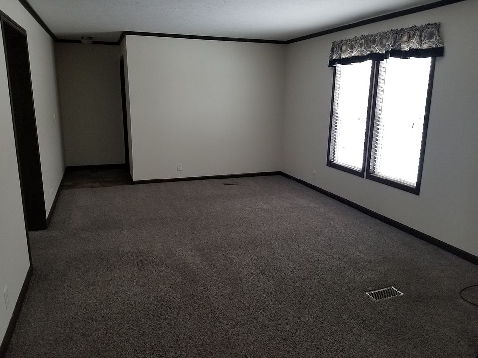 2nd image of 5211 Sheffield Dr